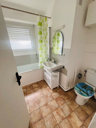  Appartement à louer 2 pièces 44 m²