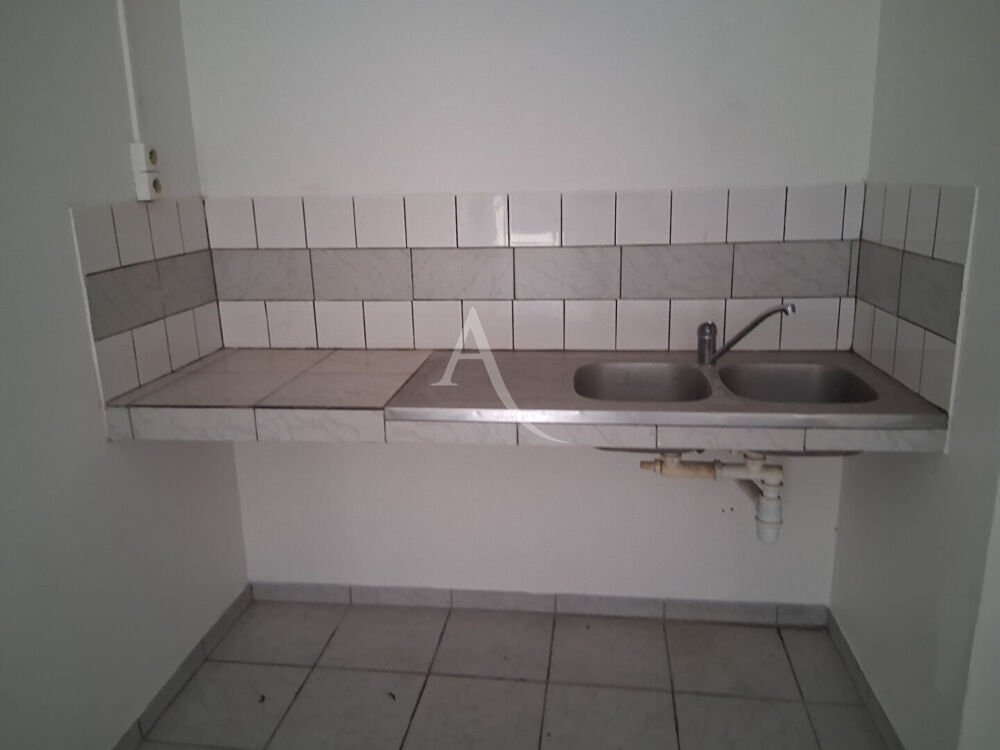Location Appartement Appartement Fort De France 2 pièces 28.11 m2 Fort de france
