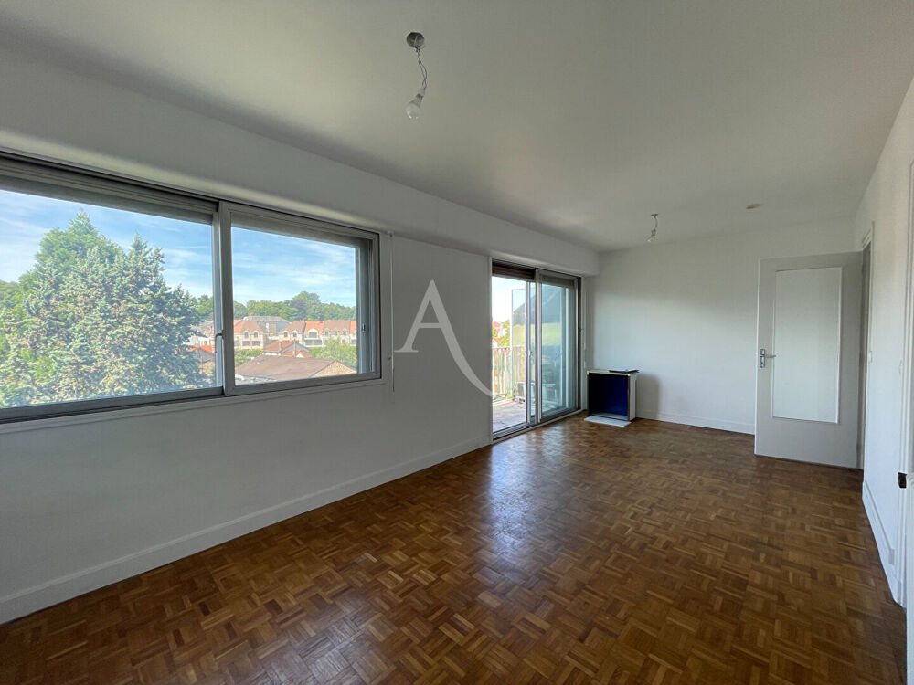 Location Appartement Studio de 28m² Viry-Chatillon centre ville Viry chatillon