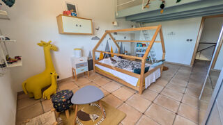  Maison à louer 5 pièces 226 m²