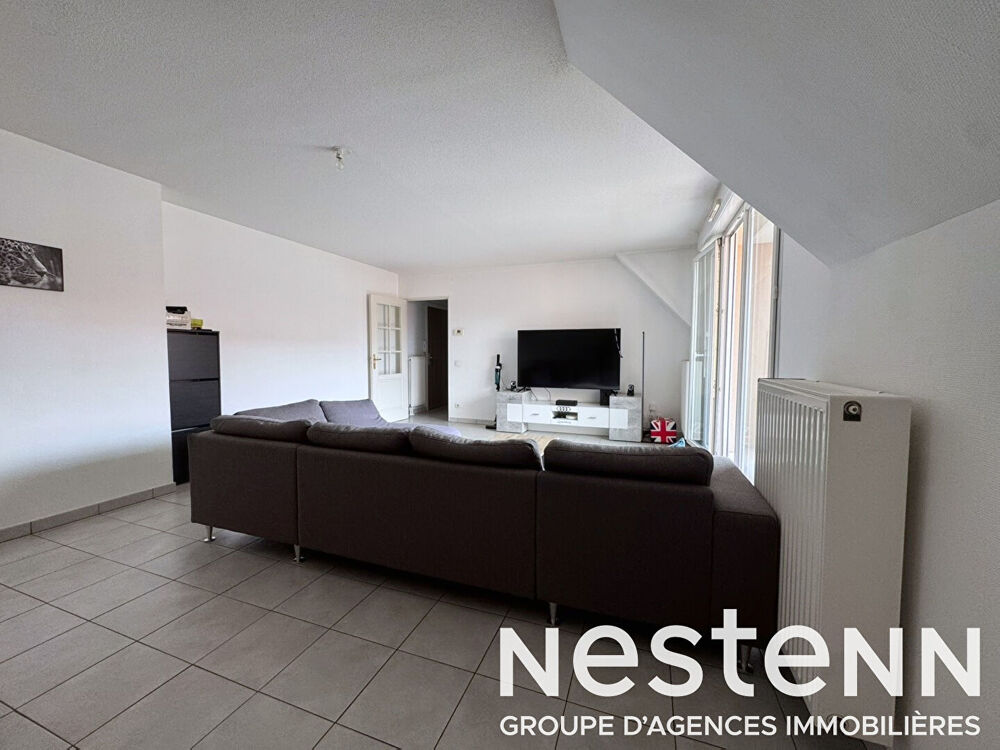 Vente Appartement Appartement  3 pièces de 75m² dernier étage , garage double, place de parking Altorf