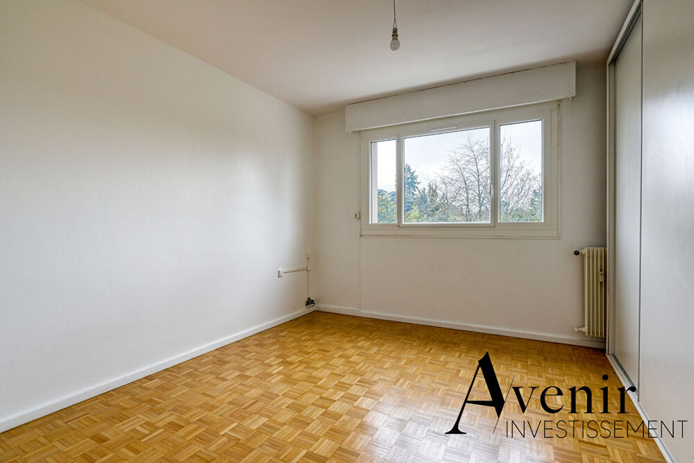 Appartement T2 Bis centre ville de Tassin 86 m2 dans résidence sécurisée avec parc