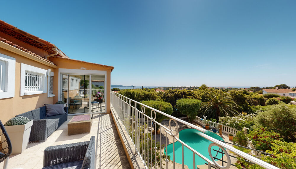 Maison 6 pièces 155 m² · à Frejus · 155 m² · 890 000 €