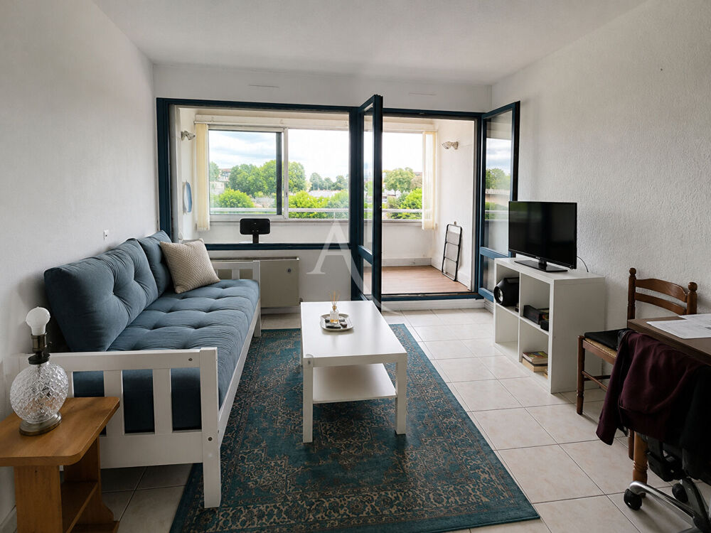 Vente Appartement Studio en plein Coeur de Dax environ 29m² avec véranda et parking Dax