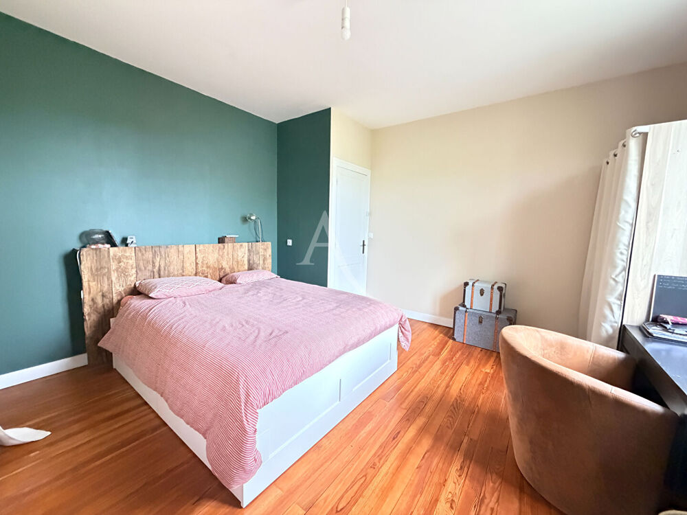 Vente Maison Maison centre ville Saint medard en jalles