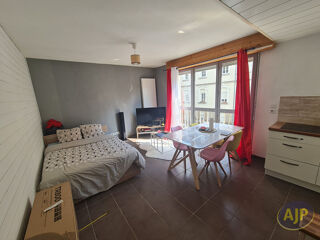  Appartement à louer 1 pièce 25 m²