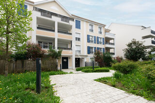  Appartement  vendre 4 pices 77 m