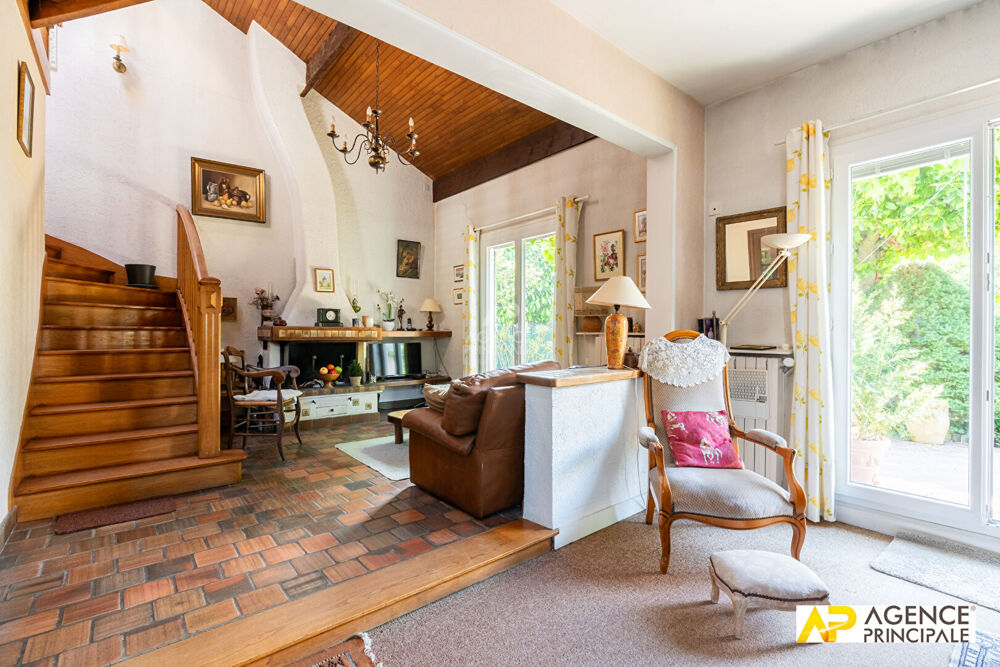à vendre  Maison Le Mesnil-le-Roi (78600)