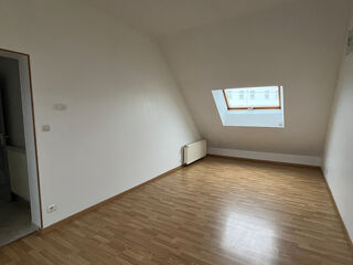  Appartement à louer 3 pièces 61 m²