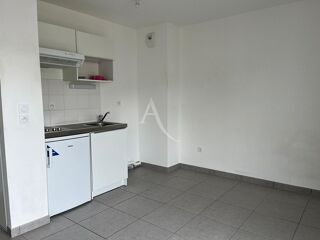  Appartement à louer 1 pièce 27 m²