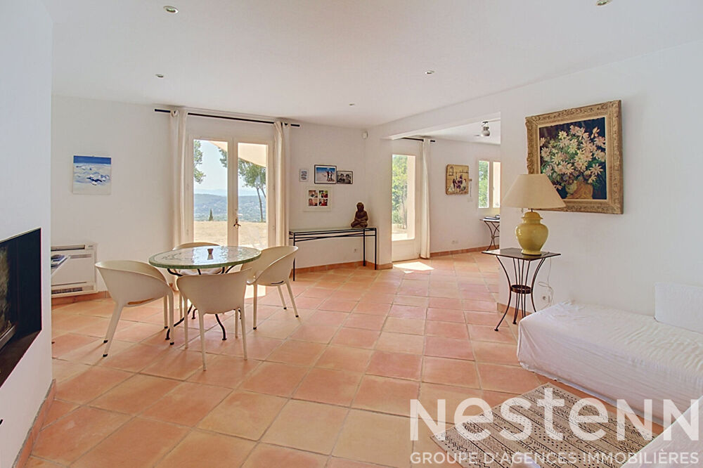 Vente Maison A VENDRE DRAGUIGNAN sur les hauteurs - Maison T5 4 chambres, piscine, terrain plat Draguignan