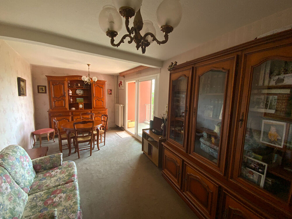 Vente Appartement LE CREUSOT, résidence avec ascenseur - Appartement de 61 m² hab. (2 chambres). Le creusot