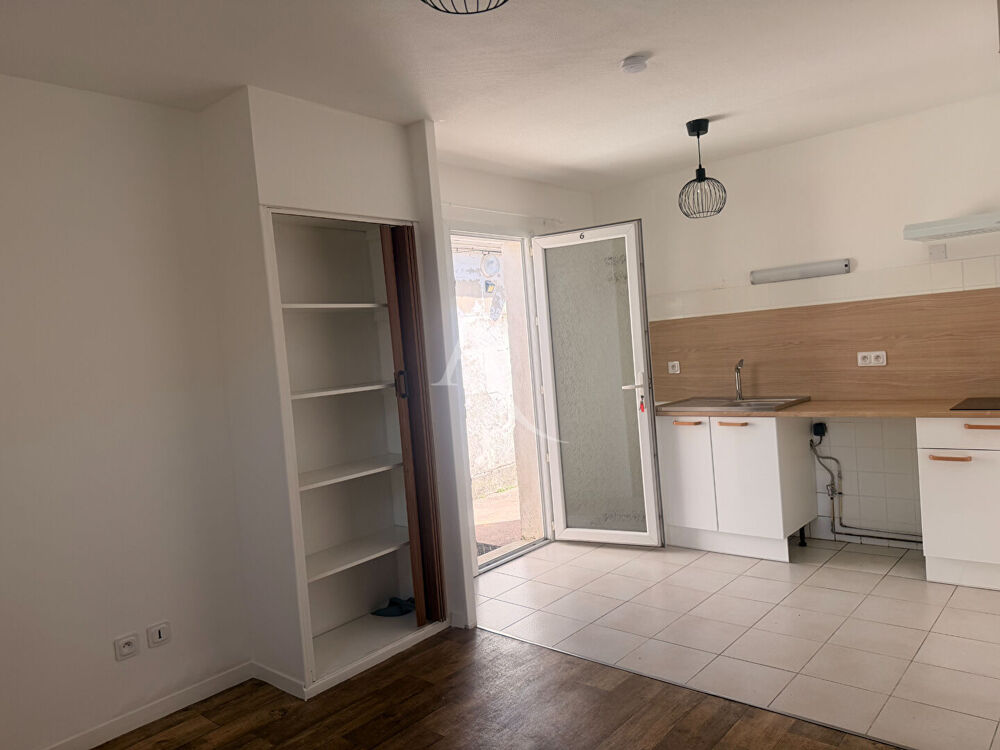 Appartement Rochefort 1 pièce(s) 23.62 m2