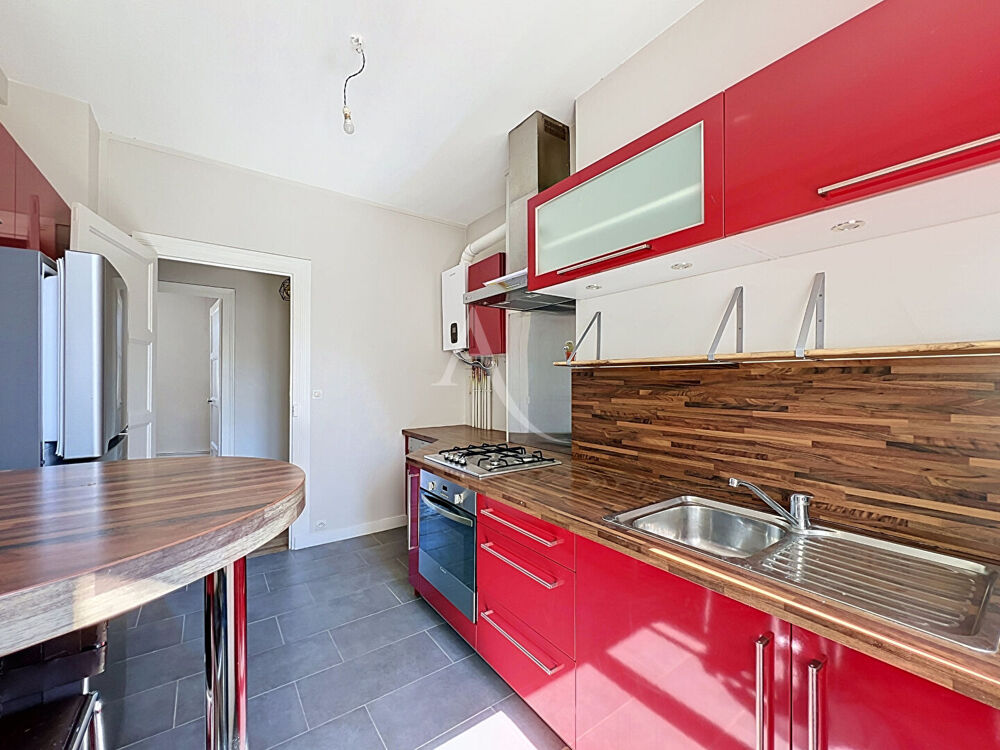 Location Appartement A LOUER Appartement T3 meublé Gare/Visitation Angers