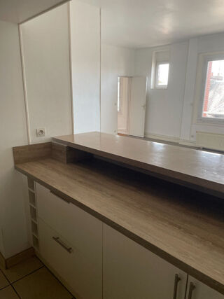  Appartement � louer 4 pi�ces 104 m�