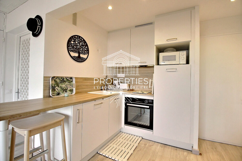 Vente Appartement LE LAVANDOU -  STUDIO - 31M� -  BALCON - HYPER CENTRE & PLAGES - LA M�RIDIENNE Le lavandou