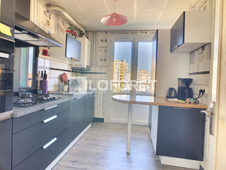  Appartement à louer 3 pièces 57 m²