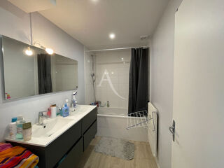  Appartement à louer 3 pièces 59 m²