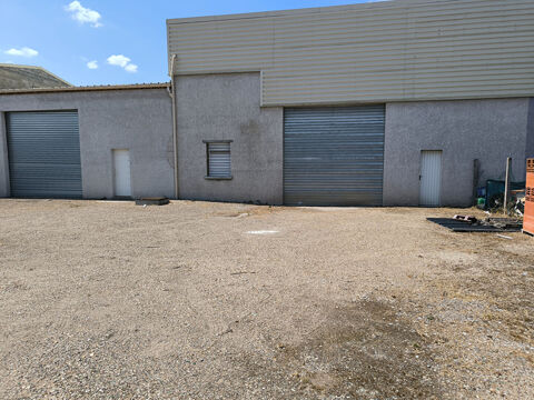 Local de 204.50m&sup2; 1290 78840 Freneuse