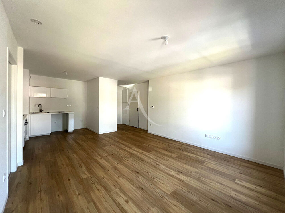 Location Appartement CENTRE VILLE  CASTELGINEST -  T2  - RECENT - PARKING Castelginest