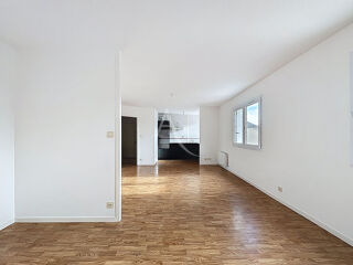  Appartement � louer 2 pi�ces 66 m� Cholet