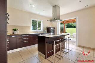  Maison à vendre 8 pièces 320 m²