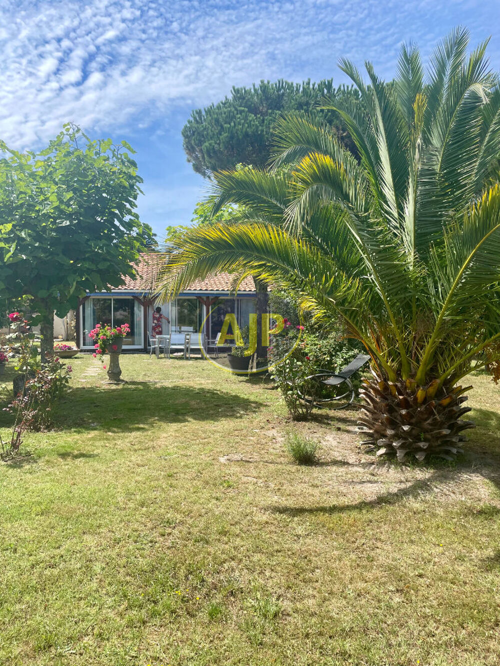 ST VIVIEN DE MEDOC - DEUX MAISONS -T7