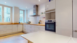  Appartement à vendre 6 pièces 196 m²
