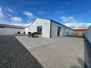  Maison  vendre 4 pices 143 m