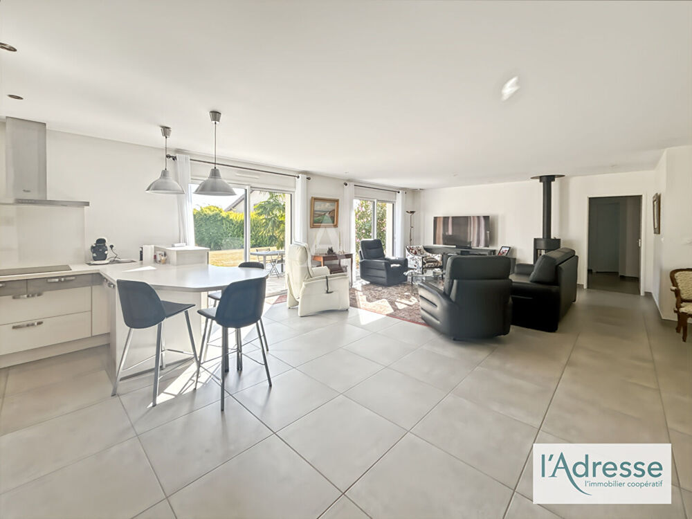 Vente Maison Maison La Neuville Chant D Oisel PLAIN PIED PMR  pièce(s) 162m2 Boos