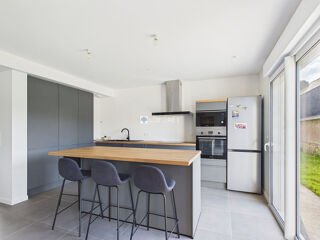  Maison à louer 6 pièces 145 m²