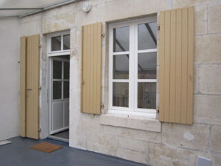  Appartement à louer 4 pièces 117 m²