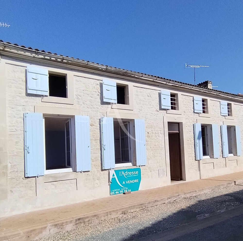 Proche Saintes - Maison charentaise avec jardin et dépendance
