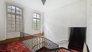  Maison à vendre 15 + pièces 638 m²