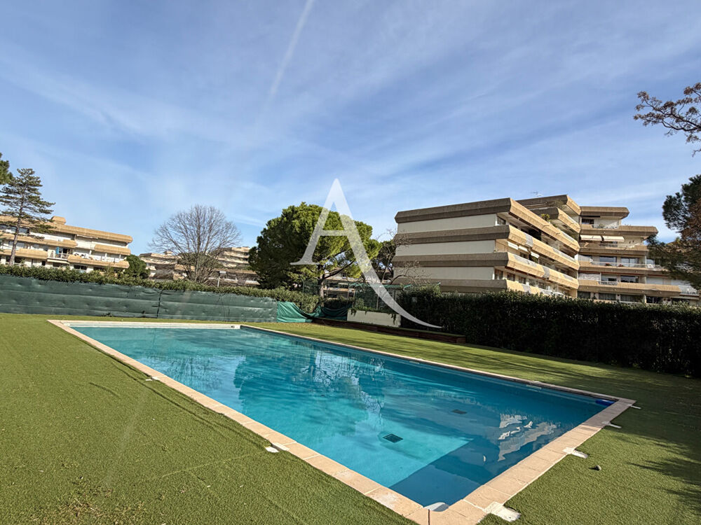 MONTPELLIER - ESTANOVE : BEL APPARTEMENT DE 4 PIÈCES - 92 M2 - GRANDE TERRASSE - PARKING - CAVE - PISCINE - TENNIS - BOULODROME
