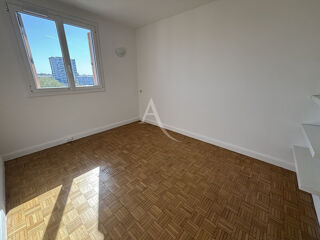  Appartement à louer 3 pièces 59 m²
