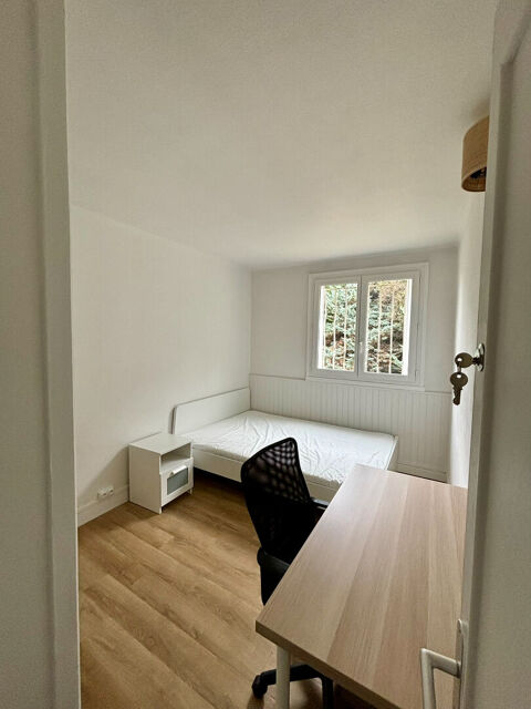  Appartement � louer 5 pi�ces 11 m� Massy