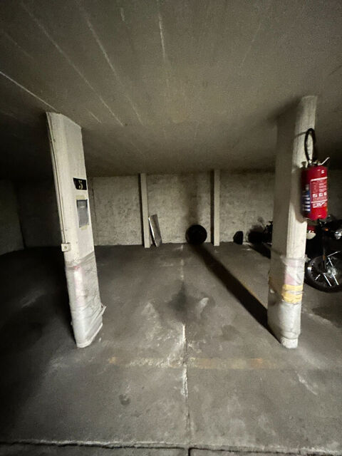  Parking / Garage � louer 