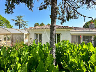  Maison  vendre 7 pices 257 m