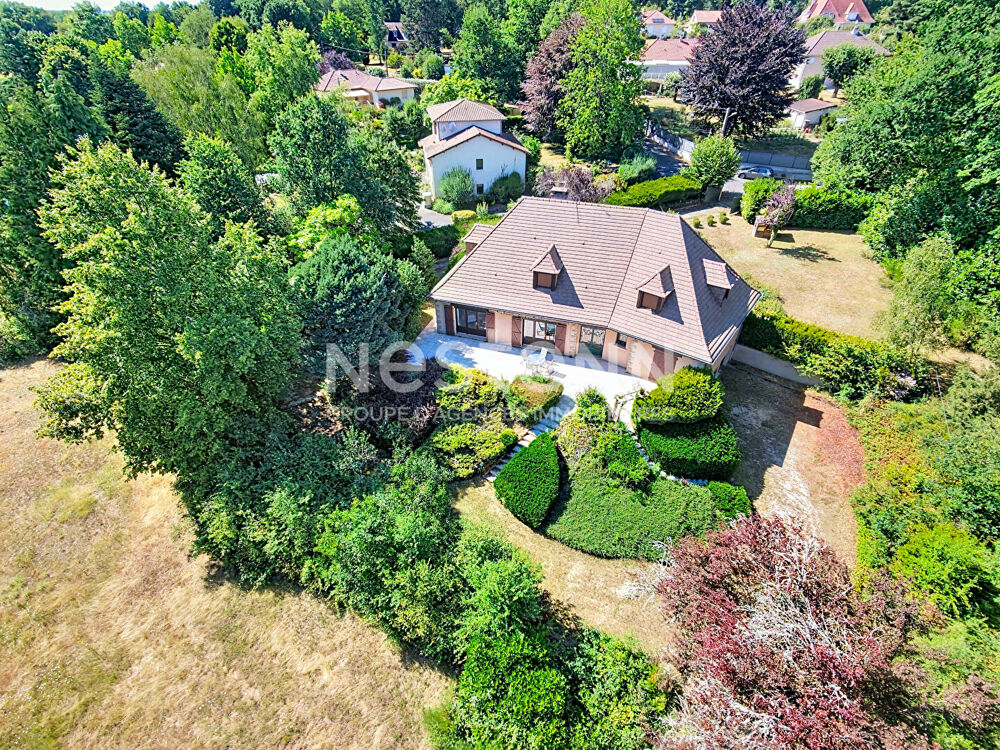Maison 6 pièces 229 m² · à Feytiat · 229 m² · 399 900 €
