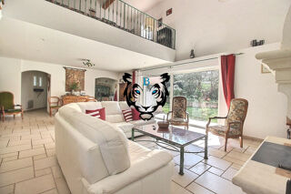  Maison  vendre 5 pices 206 m