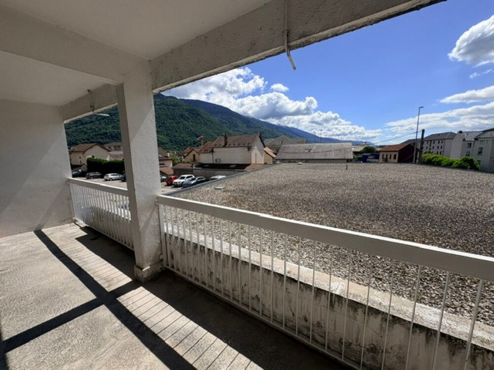 Location Appartement T5 + CUISINE GARAGE CAVE PARKING Albertville