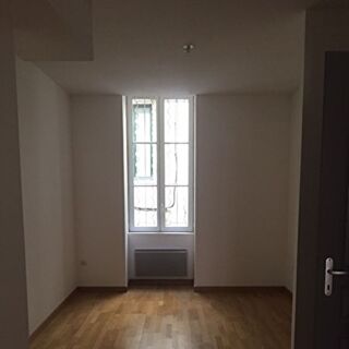  Appartement à louer 1 pièce 35 m²