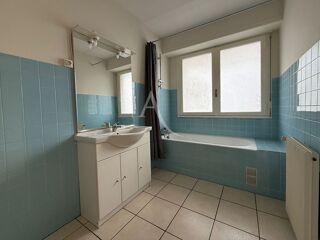 Appartement à vendre 2 pièces 68 m²