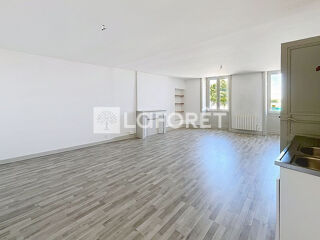  Appartement à louer 1 pièce 43 m²