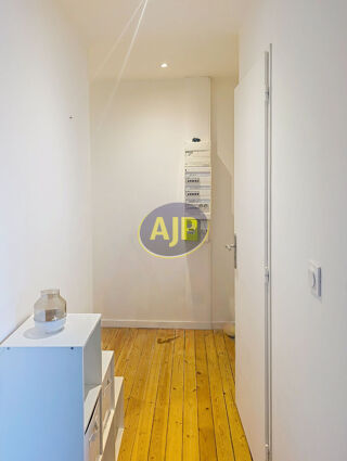  Appartement à louer 1 pièce 32 m²