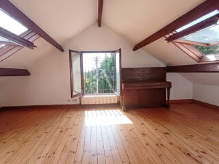  Appartement à louer 3 pièces 75 m²