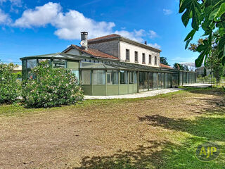  Villa à vendre 9 pièces 285 m²