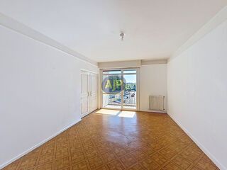  Appartement � vendre 4 pi�ces 82 m�