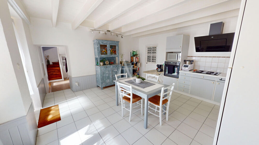 Vente Maison GRANDE MAISON DES ANNEES 50 EN PIERRES Poitiers